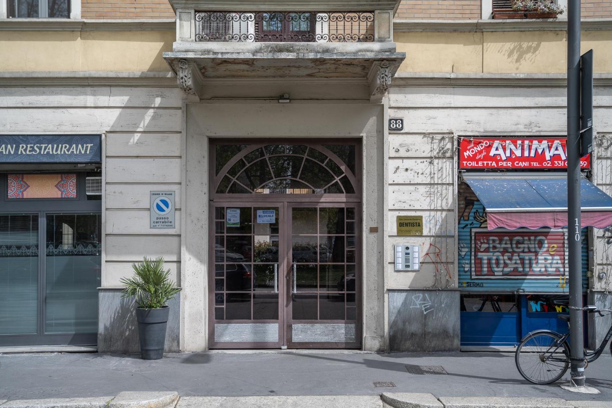 Charming Sempione - Milano Mico - Arco Della Pace Apartment Екстериор снимка
